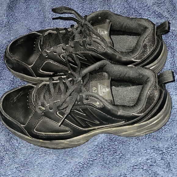New Balance | Shoes | Mens New Balance 626 K2 Sz 9w Guc Non Marking Oil And  Slip Resistant | Poshmark